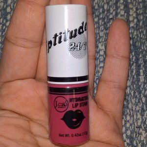 New Liptitude Stain In Bead 15